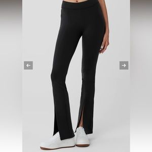 Alo Airbrush High-Waist Flutter Legging